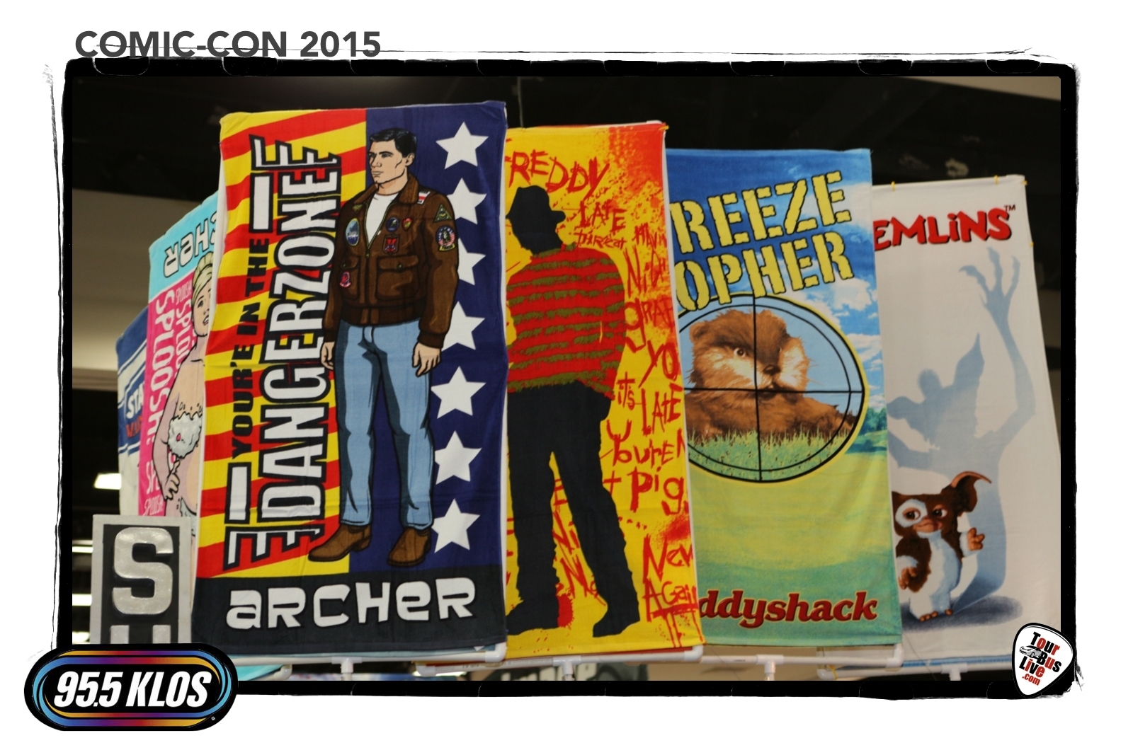 Comic-Con International 2015, San Diego CA. © 2015 TourBusLive.com.