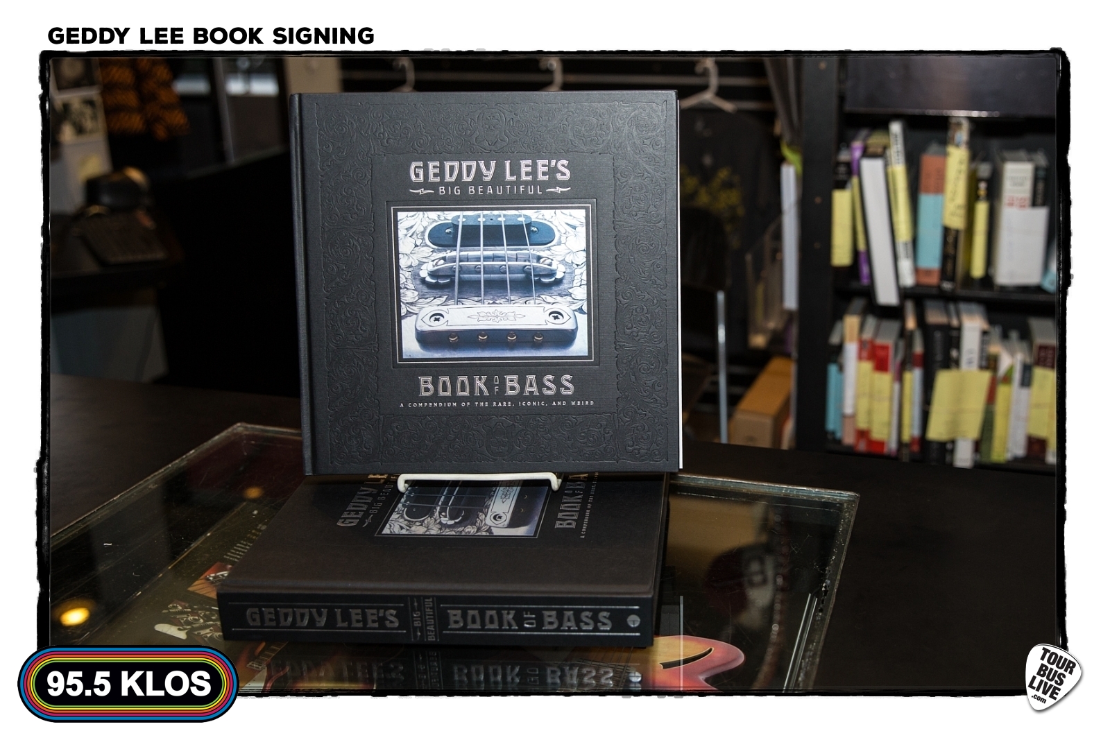 Geddy-Lee-Book-Signing-37